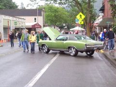 More information about "Fenders On Front Street Car Show and Cruise 2010"