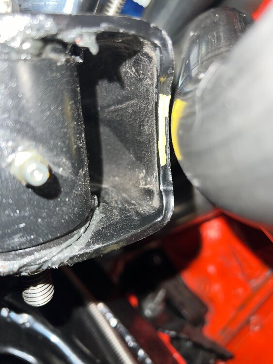 Drivers sideside lower control arm rear horn 1.jpg